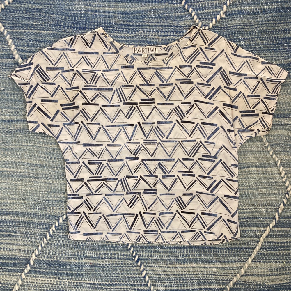 Anthropologie Blouse 100% silk geometric print size 6
